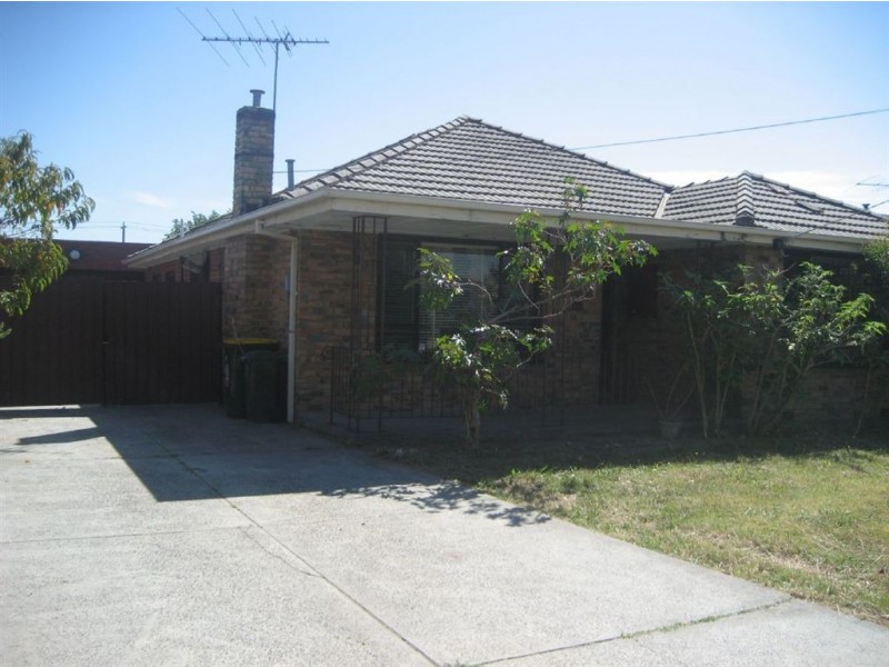 102 Alexander Avenue, Thomastown VIC 3074