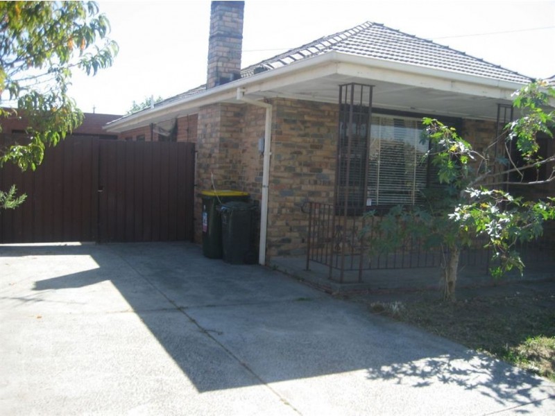102 Alexander Avenue, Thomastown VIC 3074