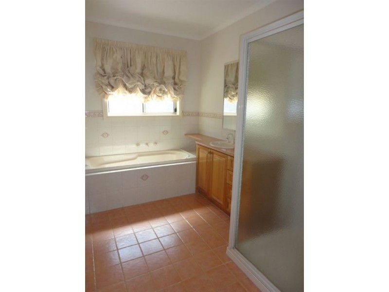 68 Darius Terrace, South Morang VIC 3752