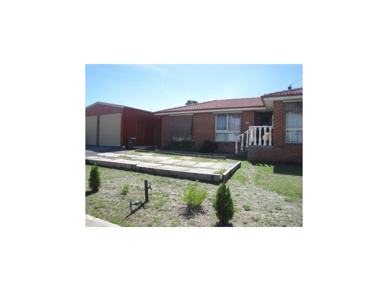 16 Uplands Place, Thomastown VIC 3074