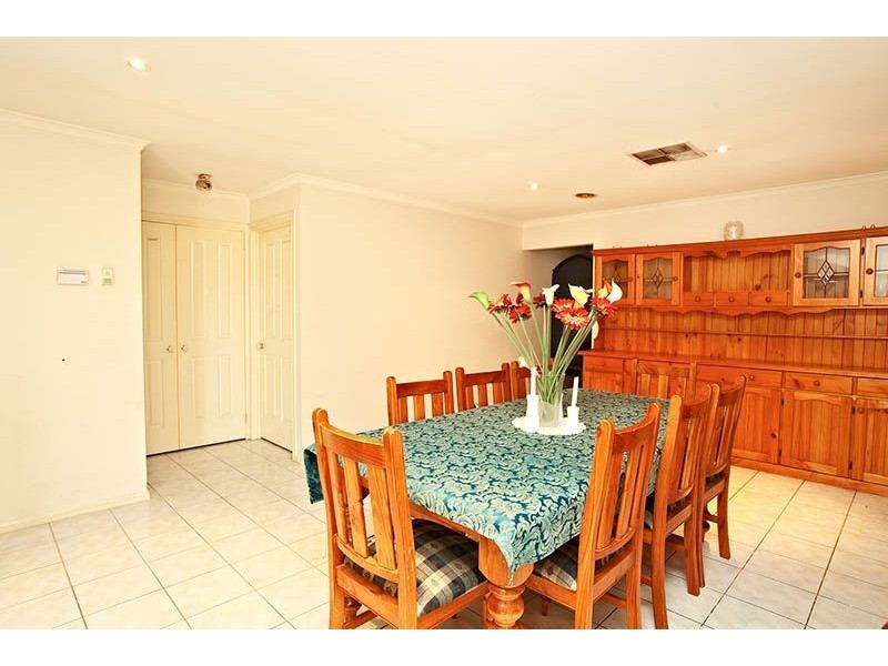 124 Mount view Road, Lalor VIC 3075