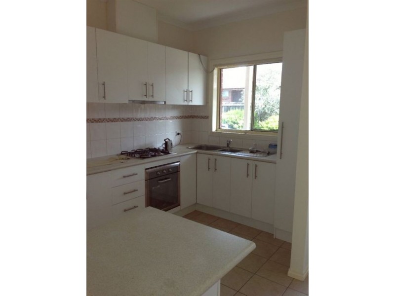 2/11 Mackey Street, Lalor VIC 3075