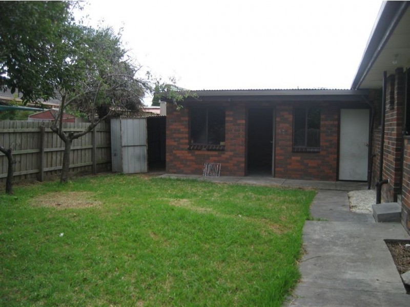 11 Cooma Court, Lalor VIC 3075