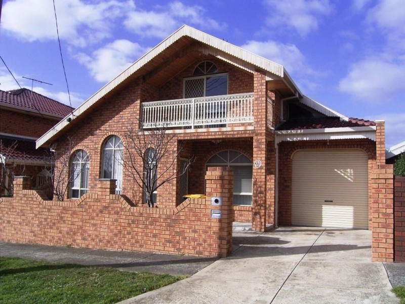 2/27 Mossman Crescent, Lalor VIC 3075