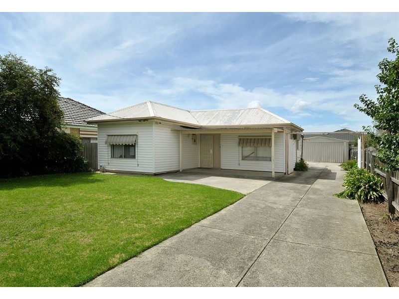 52 Mount view Road, Thomastown VIC 3074