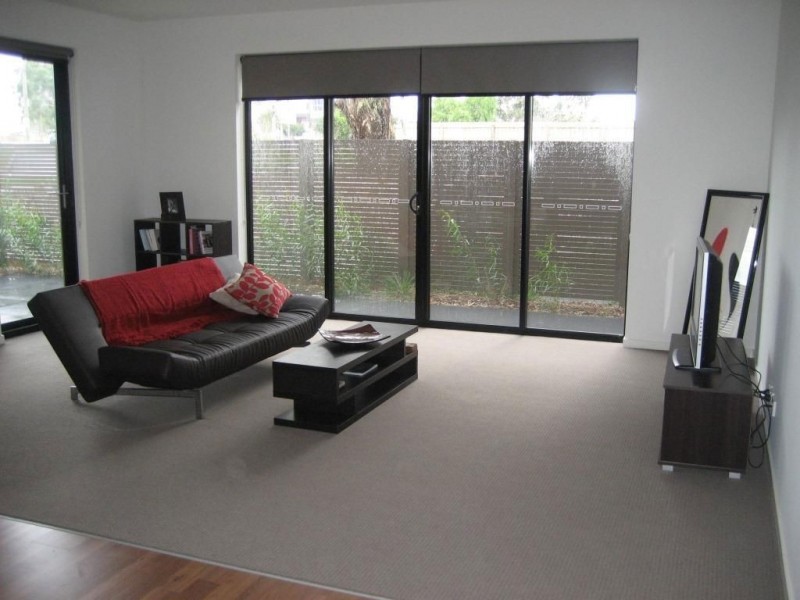 2/90 Epping Road, Epping VIC 3076