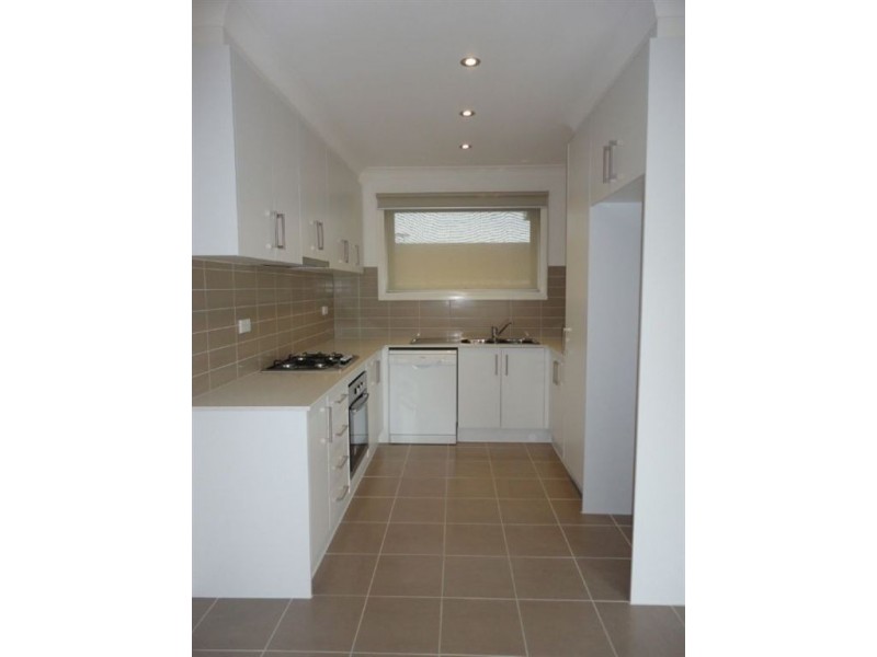 4/33 Storey Road, Reservoir VIC 3073