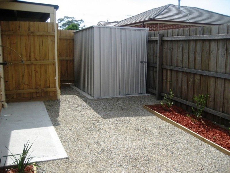 4/23 Midholm Court, Thomastown VIC 3074