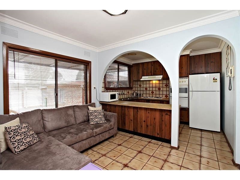 30 Maritana Crescent, Thomastown VIC 3074