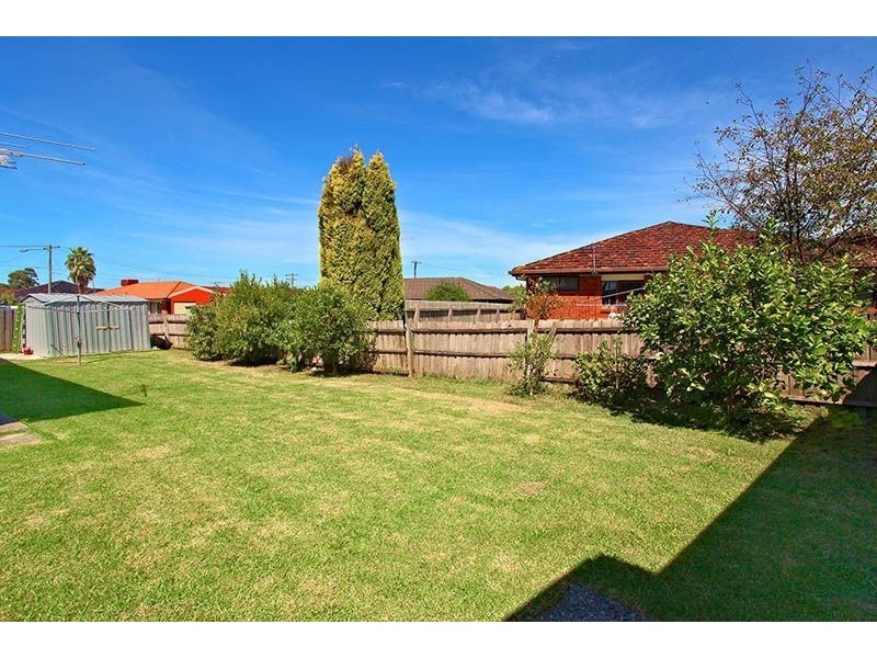 29 Wodonga Crescent, Thomastown VIC 3074
