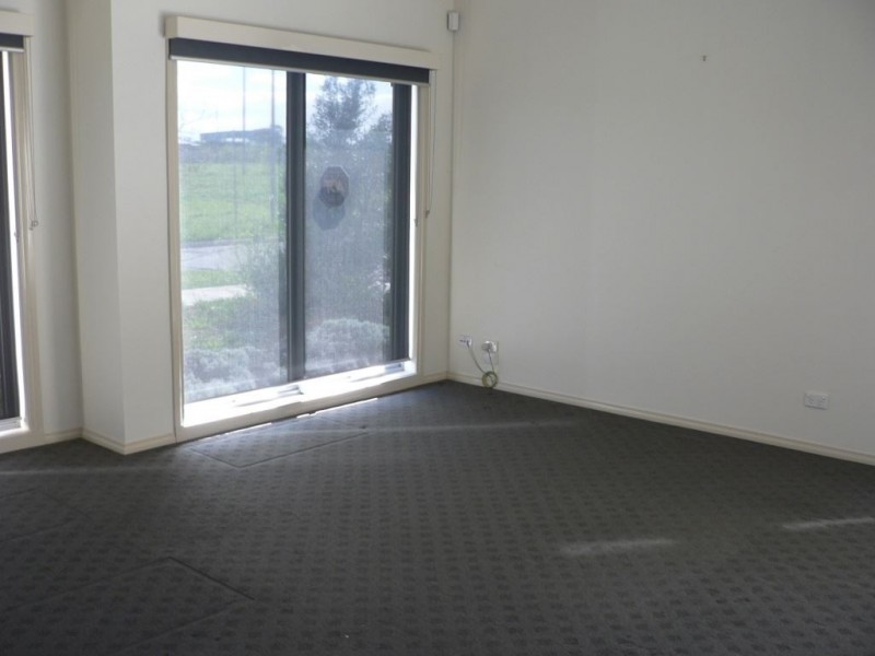 37 Camouflage Drive, Epping VIC 3076