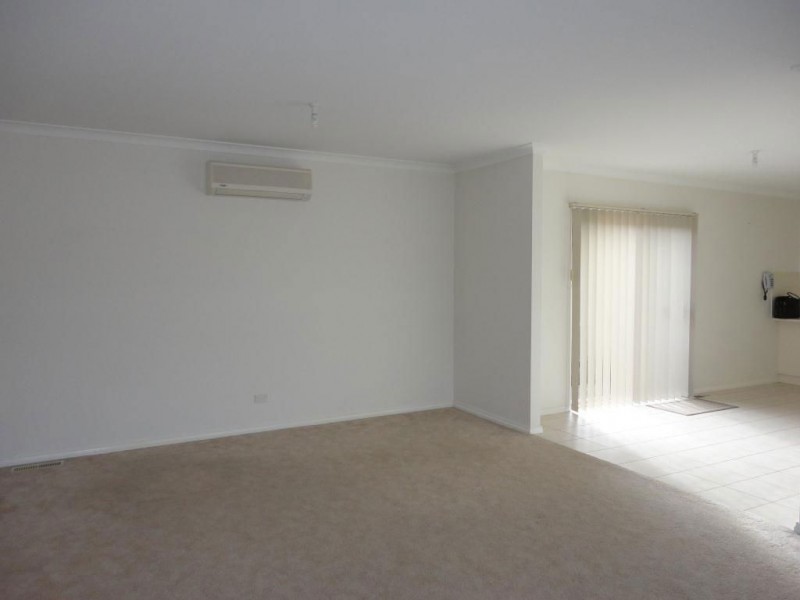 1/14 Edna Street, Thomastown VIC 3074
