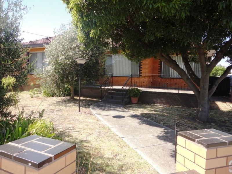 9 Juniper Crescent, Thomastown VIC 3074