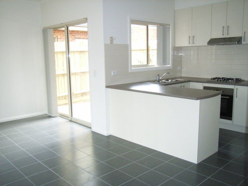 7/4 Pratt Street, Reservoir VIC 3073