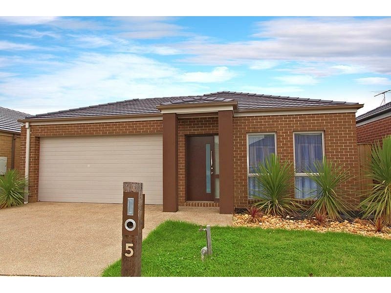 5 Cabarita Crescent, South Morang VIC 3752