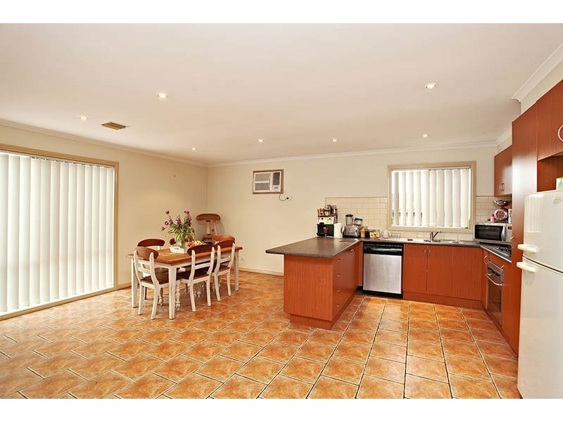 8/119 Duffy Street, Epping VIC 3076