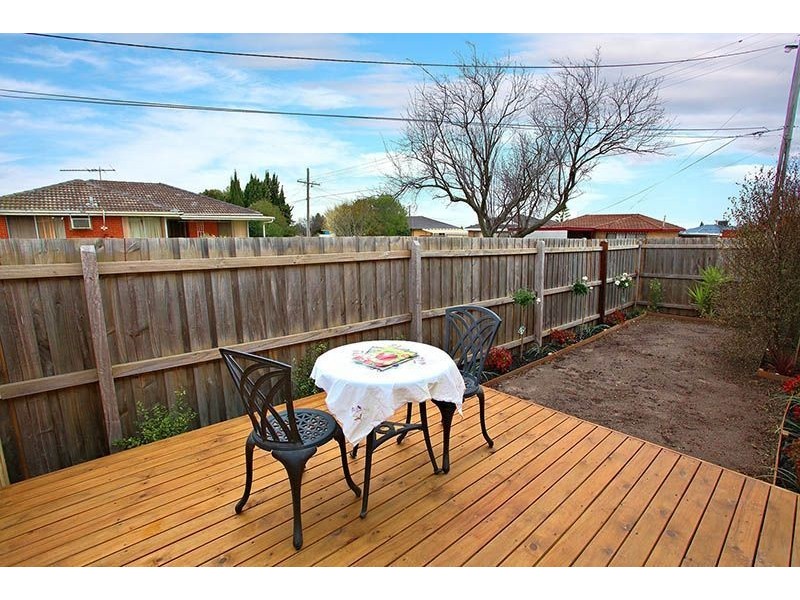 26 Banksia Avenue, Thomastown VIC 3074