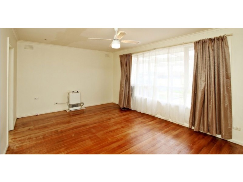 26 Banksia Avenue, Thomastown VIC 3074