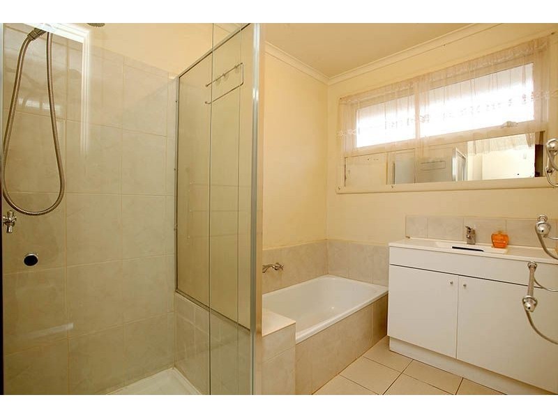 26 Banksia Avenue, Thomastown VIC 3074