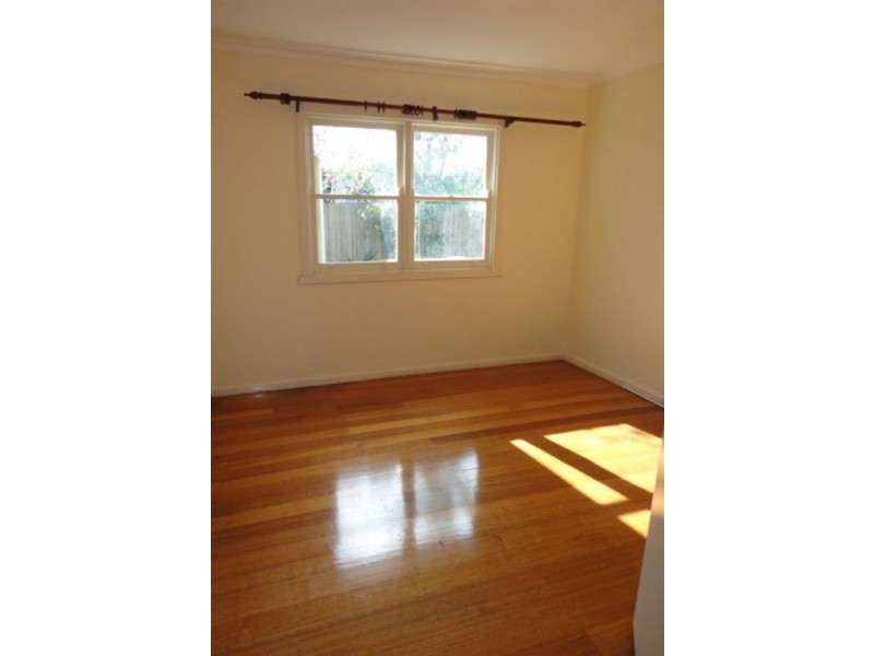 102B Mount View Road, Lalor VIC 3075