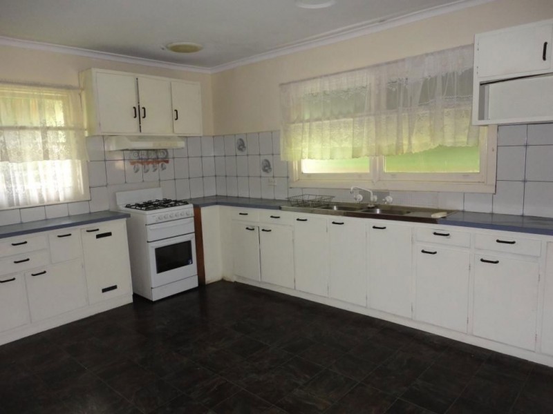 102B Mount View Road, Lalor VIC 3075