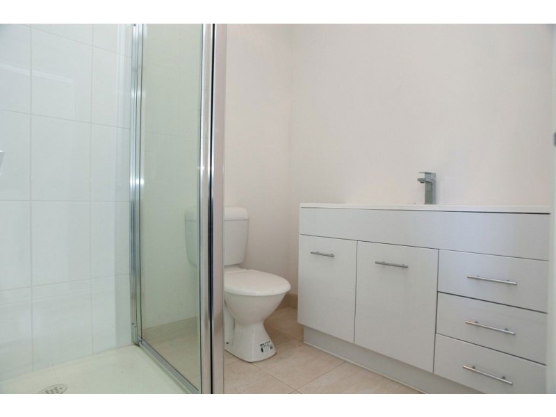 4/19 Poplar Street, Thomastown VIC 3074