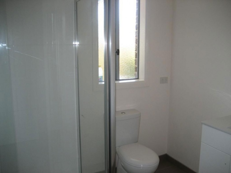 4/2 Hamilton Court, Lalor VIC 3075