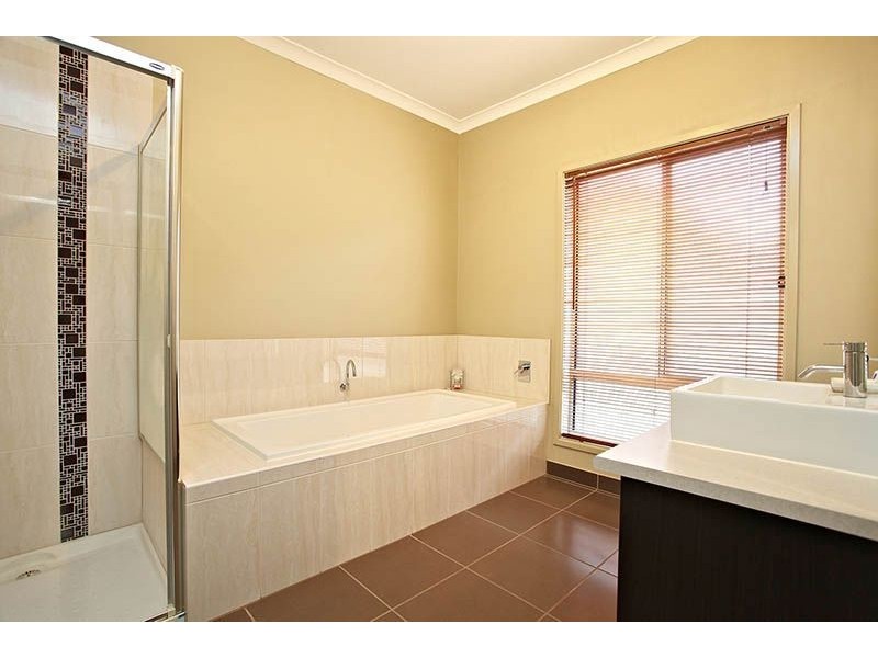 23 Kerford Court, South Morang VIC 3752