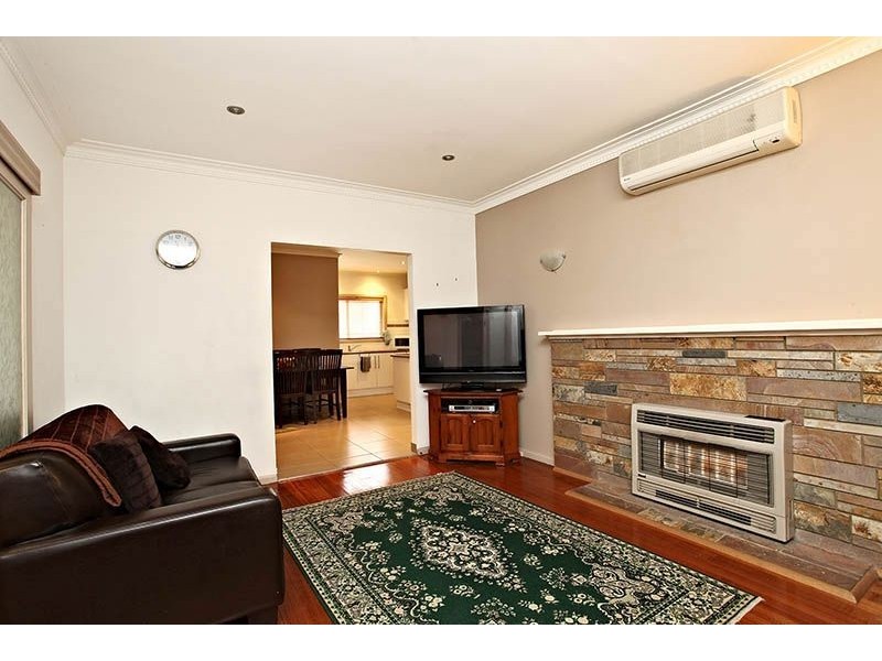 38 Mount View Road, Thomastown VIC 3074
