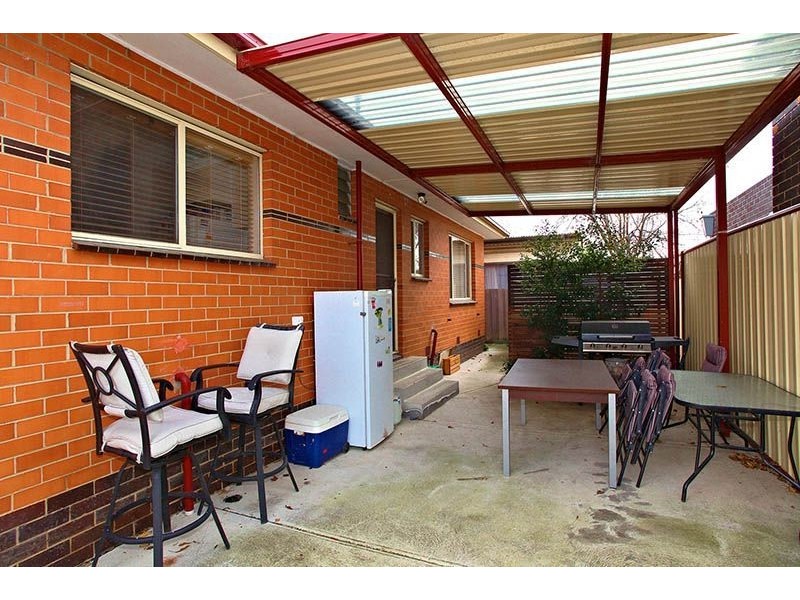 38 Mount View Road, Thomastown VIC 3074