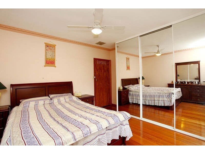 387 Edgars Road, Lalor VIC 3075