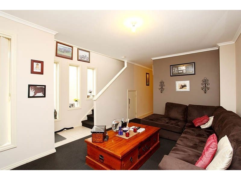 12/90 Edgars Road, Thomastown VIC 3074