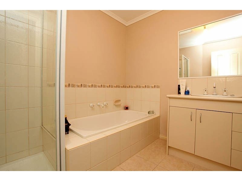 12/90 Edgars Road, Thomastown VIC 3074