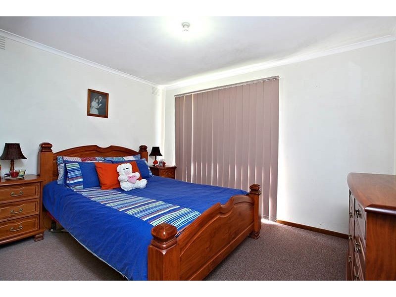 29 Wodonga Crescent, Thomastown VIC 3074