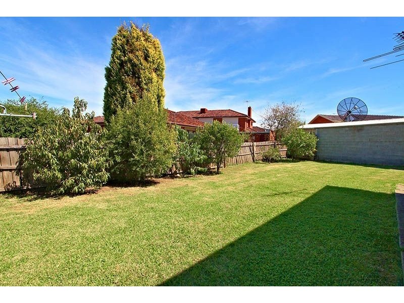 29 Wodonga Crescent, Thomastown VIC 3074