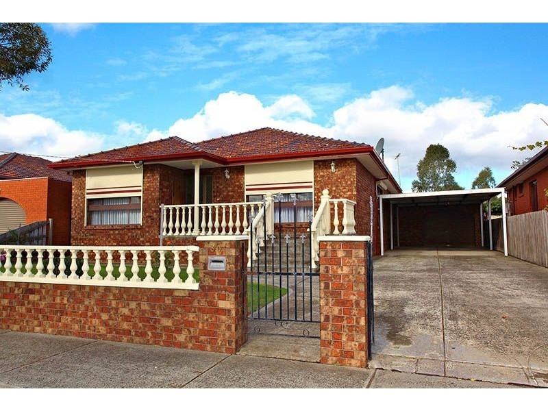 30 Maritana Crescent, Thomastown VIC 3074