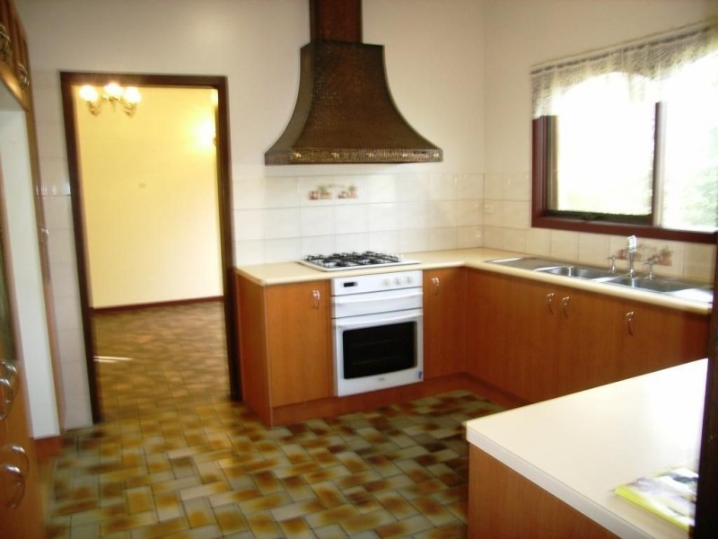 1 Aden Court, Thomastown VIC 3074