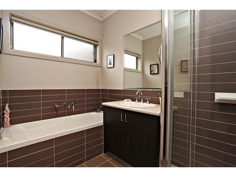 5 Cabarita Crescent, South Morang VIC 3752