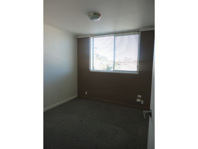 18/2 Alice Street, Coburg VIC 3058