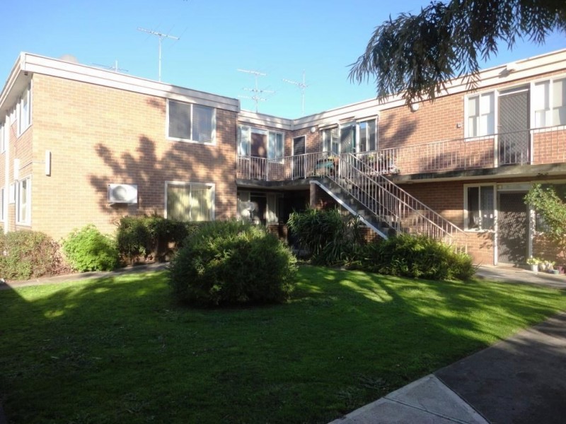 18/2 Alice Street, Coburg VIC 3058