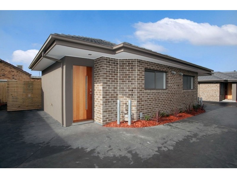 2/19 Poplar Street, Thomastown VIC 3074