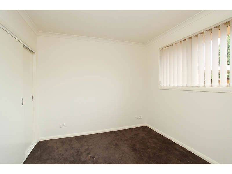 2/23 Midholm Court, Thomastown VIC 3074