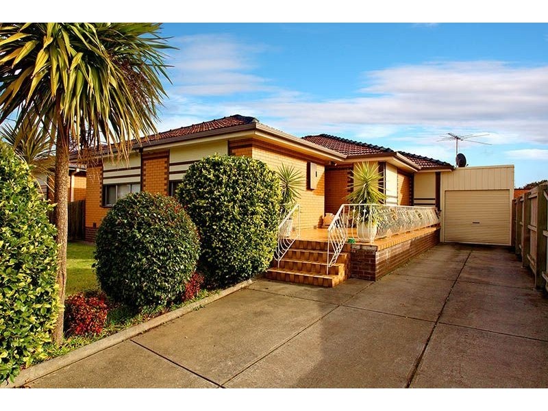 387 Edgars Road, Lalor VIC 3075