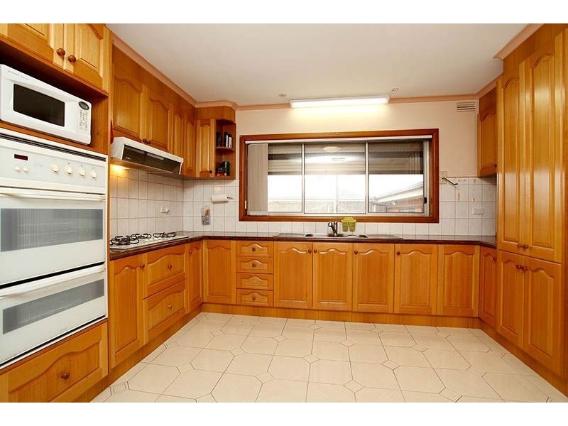 387 Edgars Road, Lalor VIC 3075