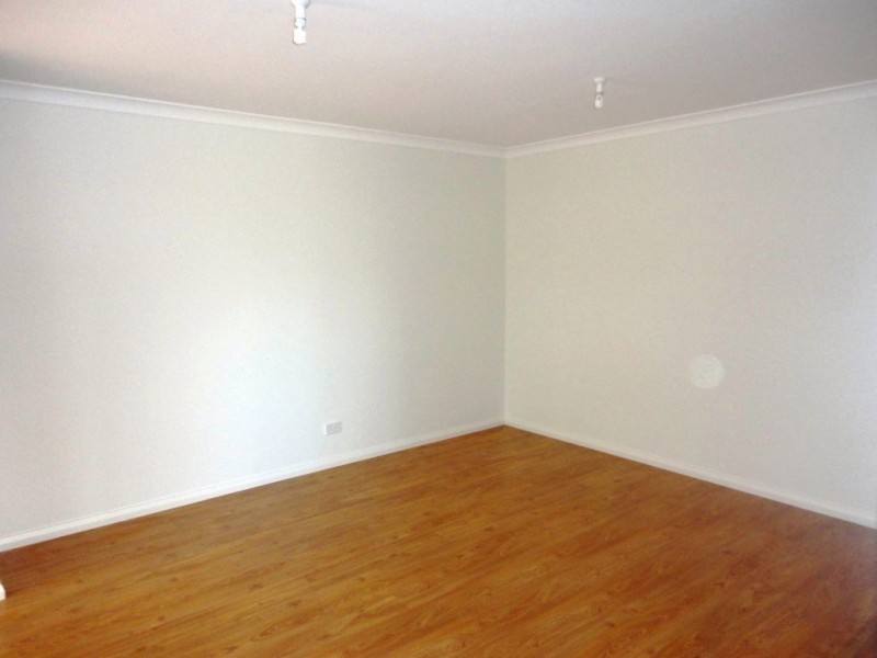 11 Mecklenburg Close, Epping VIC 3076