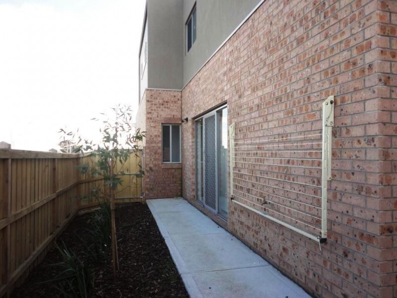 11 Mecklenburg Close, Epping VIC 3076