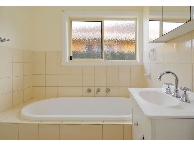 23 Evans Street, Lalor VIC 3075