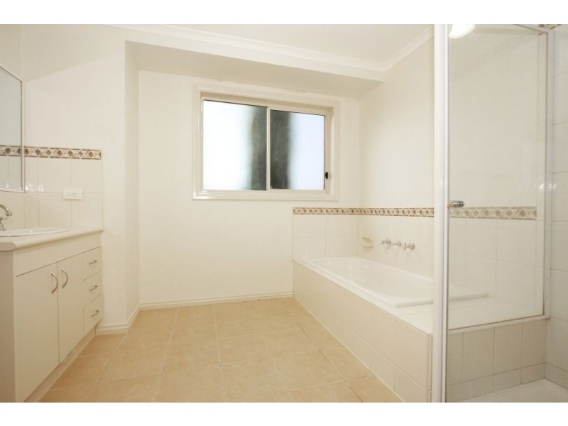 1/90 Edgars Road, Thomastown VIC 3074