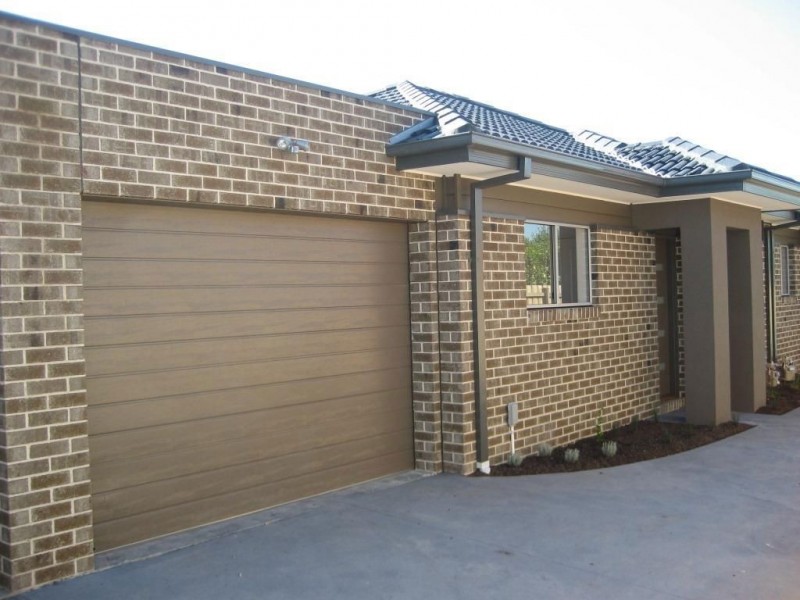 2/2 Hamilton Court, Lalor VIC 3075