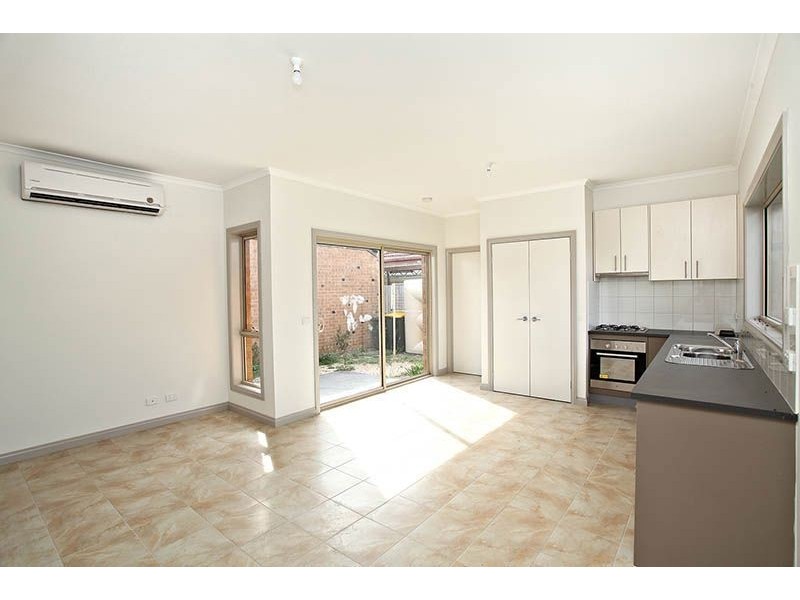 3/9 Sydney Crescent, Lalor VIC 3075